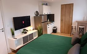Studio Confortable Style